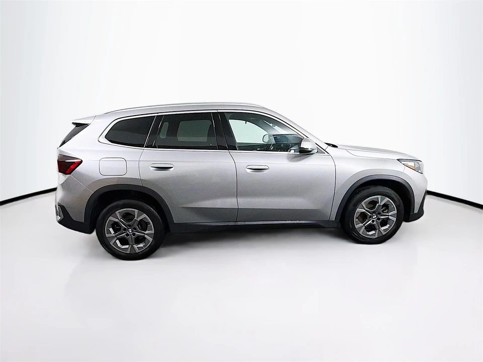 2023 BMW U11/U12 X1 - Image 9 of 12