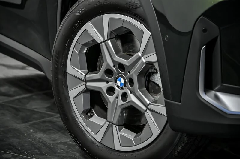 2023 BMW U11/U12 X1 - Image 3 of 21