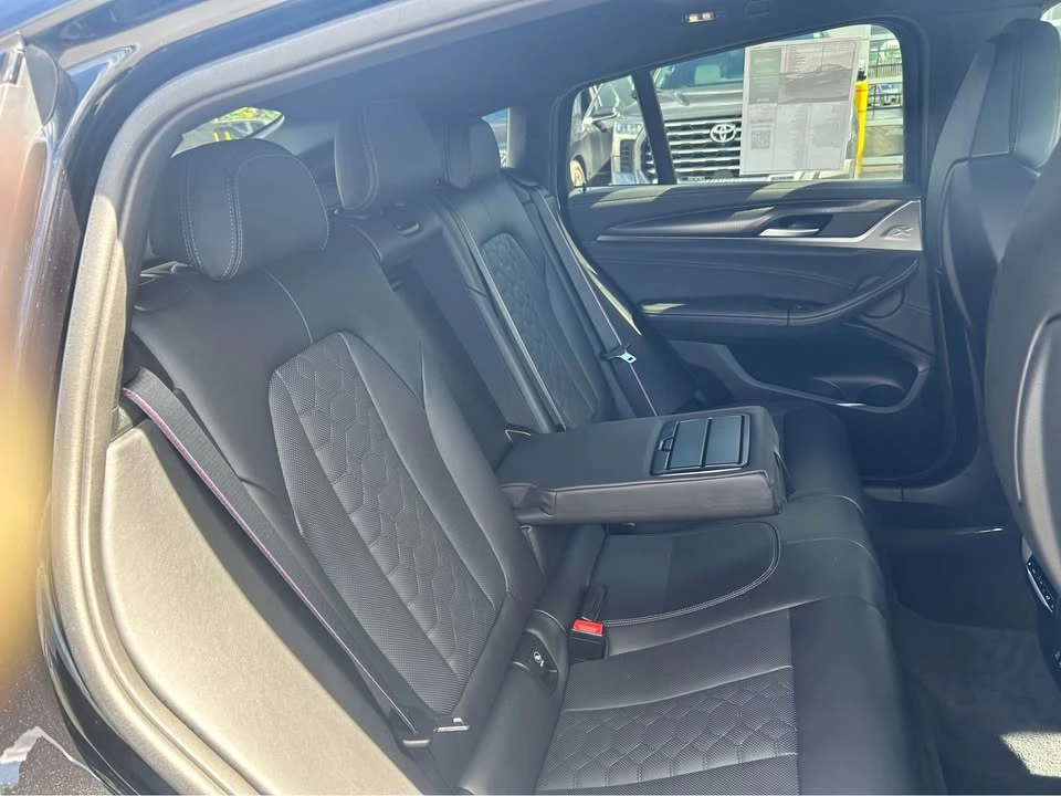 2023 BMW X4 M - Image 5 of 9
