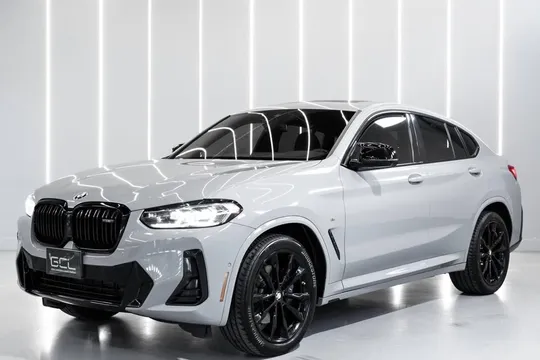 2023 BMW X4 M40i