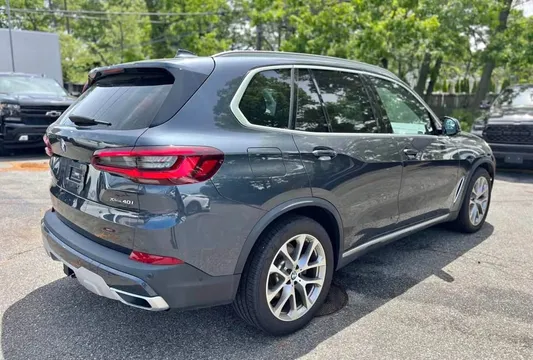 2023 BMW X5 4.8i Sport Utility 4D