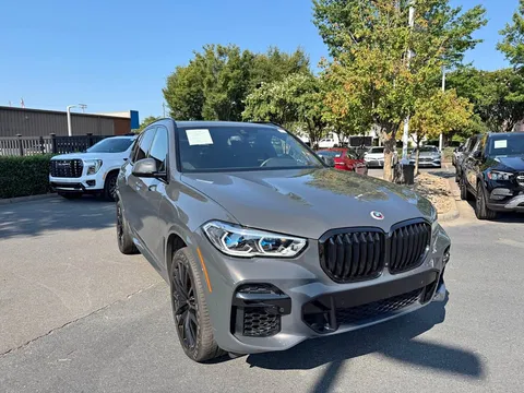 2023 BMW X5 M50i