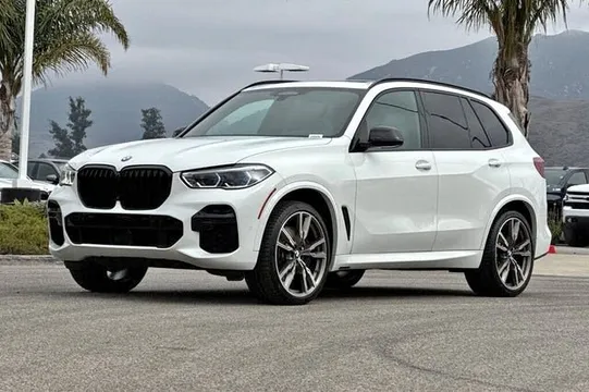 2023 BMW X5 M50i xDrive AWD