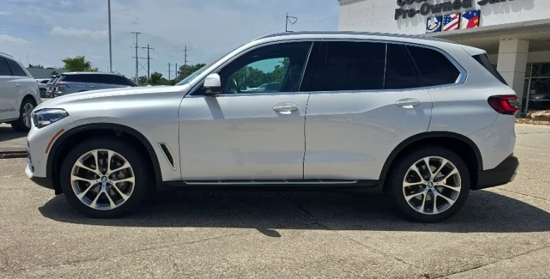 2023 BMW G05 X5 - Image 2 of 12