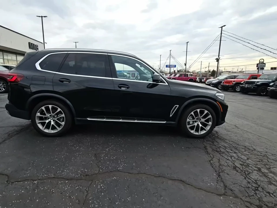 2023 BMW G05 X5 - Image 2 of 10