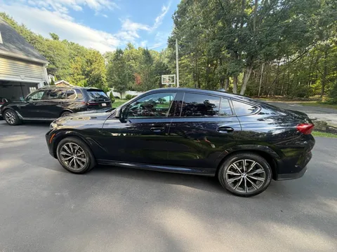 2023 BMW X6 xDrive40i