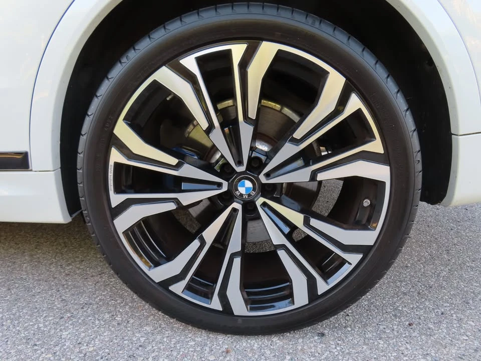 2023 BMW G07 X7 - Image 10 of 20