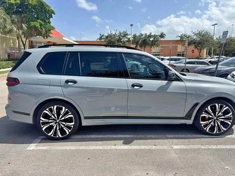 2023 BMW X7 M60i Sport Utility 4D