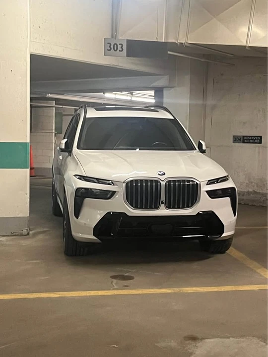 2023 BMW G07 X7 - Image 3 of 20