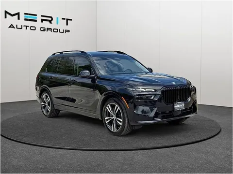 2023 BMW X7