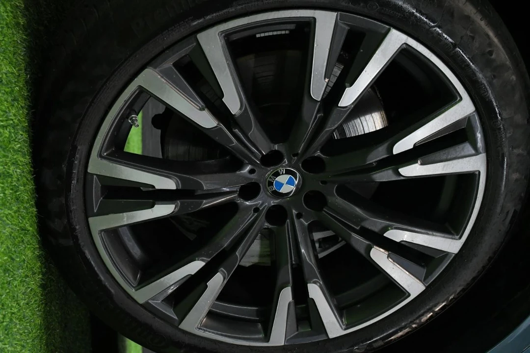 2023 BMW G07 X7 - Image 4 of 21