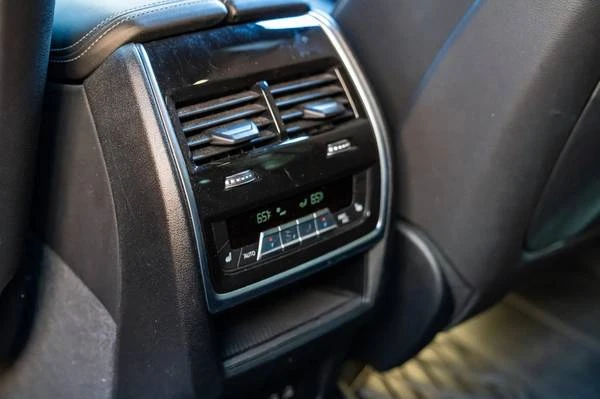 2023 BMW G07 X7 - Image 18 of 18