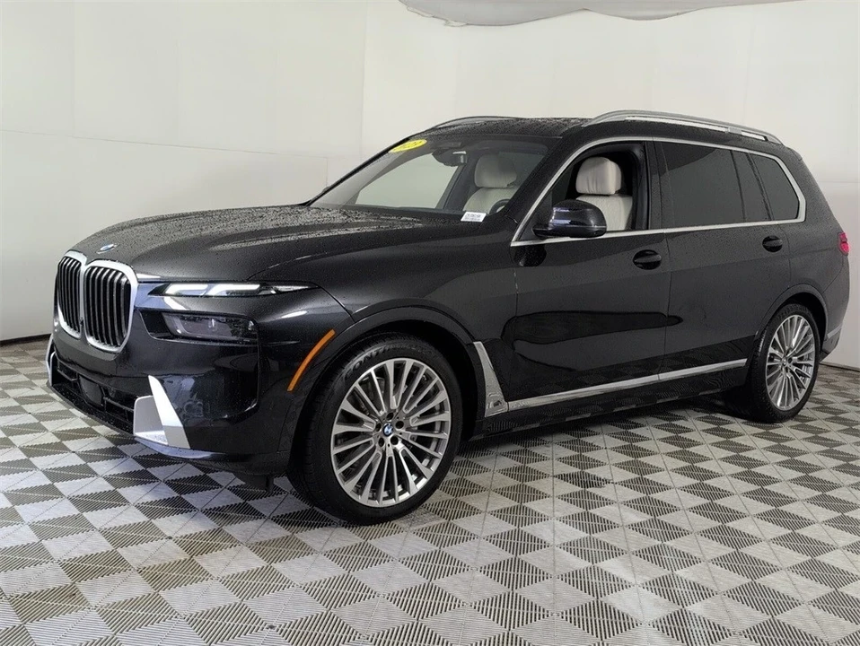 2023 BMW G07 X7 - Image 3 of 12