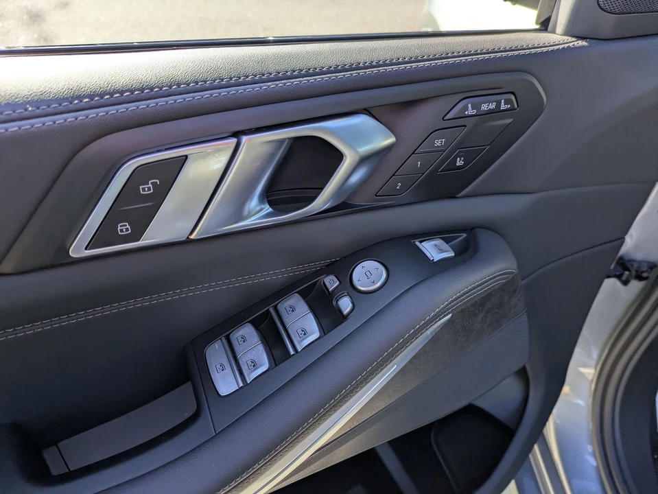 2023 BMW G07 X7 - Image 16 of 21