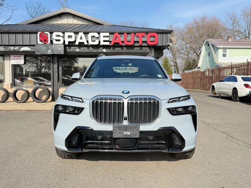 2023 BMW G07 X7 - Image 2 of 12