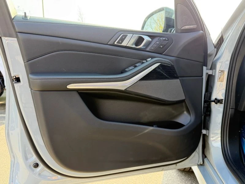 2023 BMW G07 X7 - Image 9 of 12