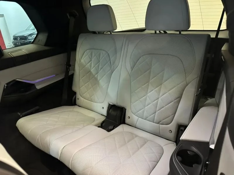 2023 BMW G07 X7 - Image 11 of 12