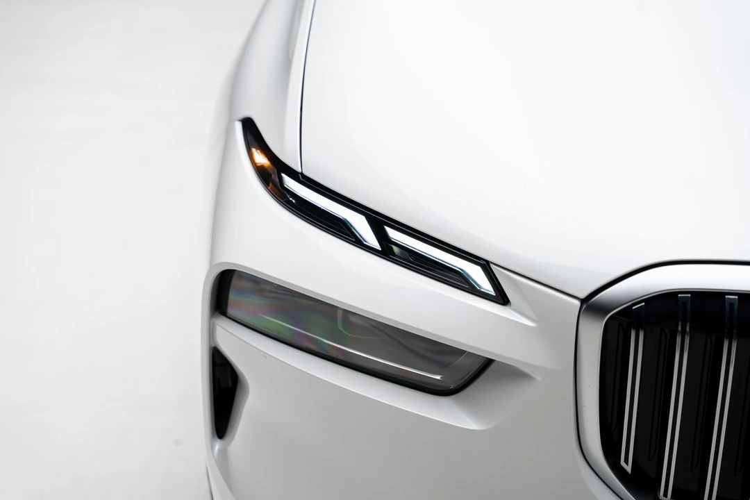 2023 BMW G07 X7 - Image 11 of 12