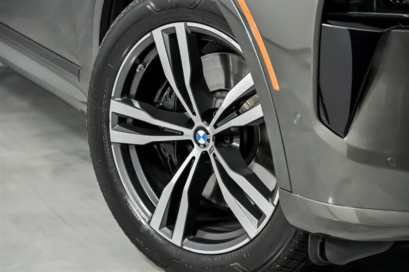 2023 BMW G07 X7 - Image 4 of 12