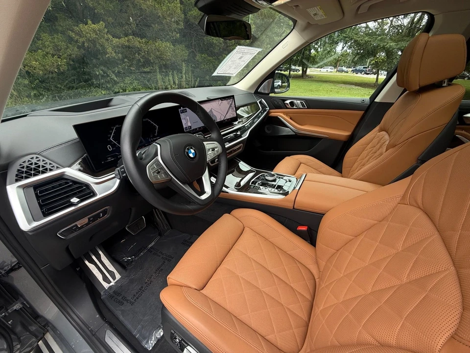 2023 BMW G07 X7 - Image 14 of 21