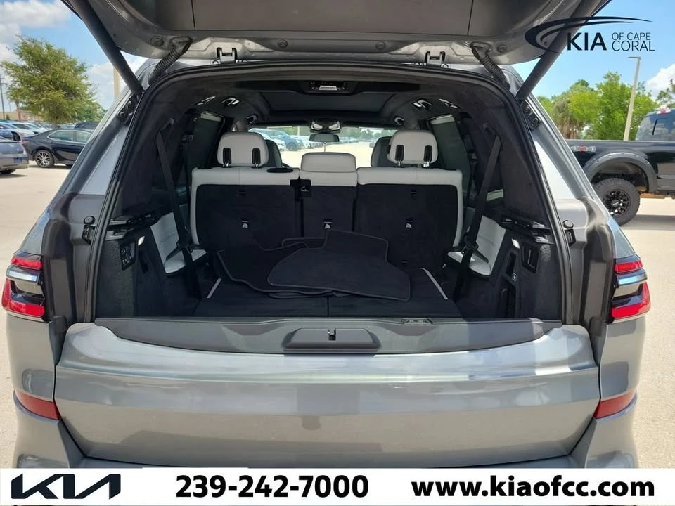 2023 BMW G07 X7 - Image 11 of 20