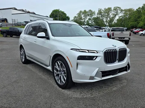 2023 BMW X7 xDrive40i