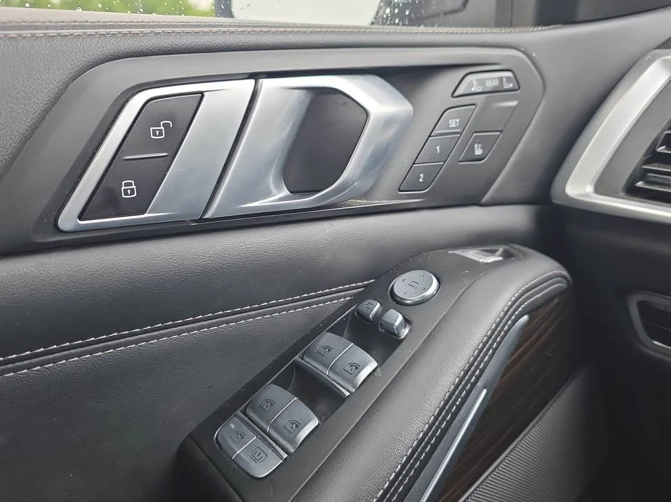 2023 BMW G07 X7 - Image 11 of 20