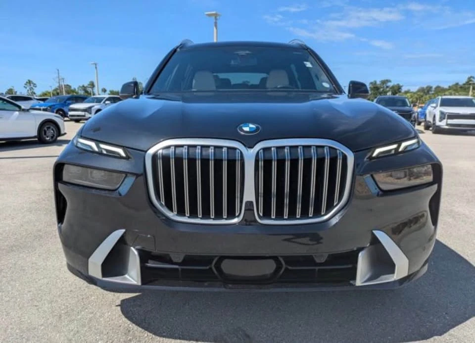 2023 BMW G07 X7 - Image 2 of 12