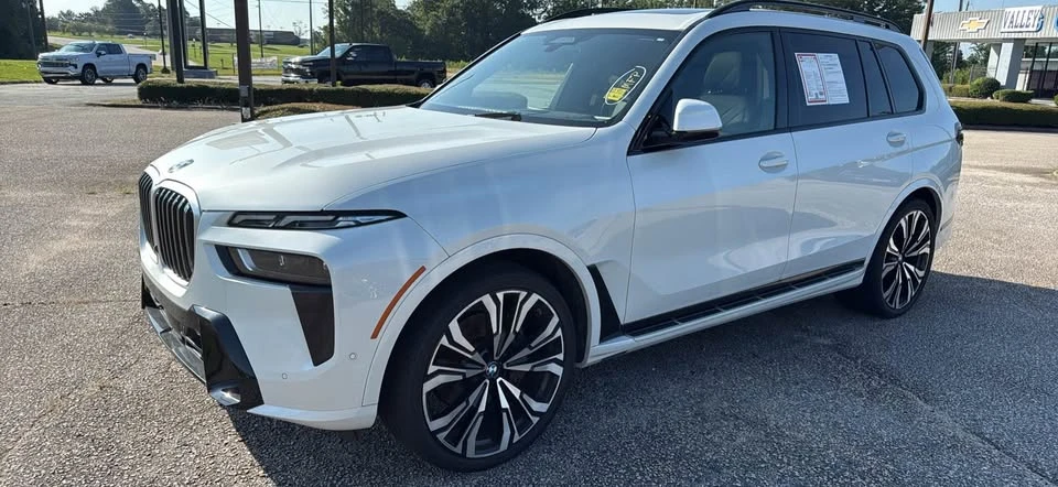 2023 BMW G07 X7 - Image 2 of 3