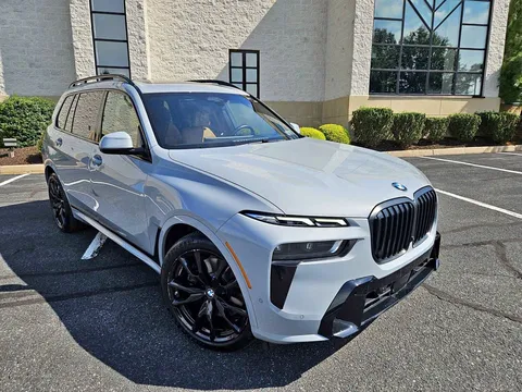 2023 BMW X7 xDrive40i M Sport