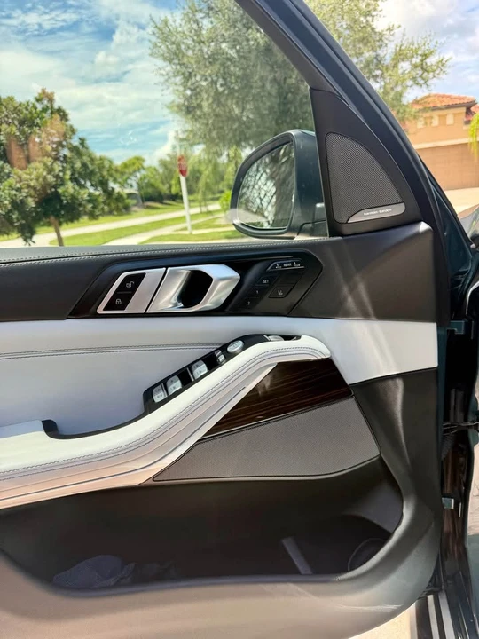 2023 BMW G07 X7 - Image 9 of 18