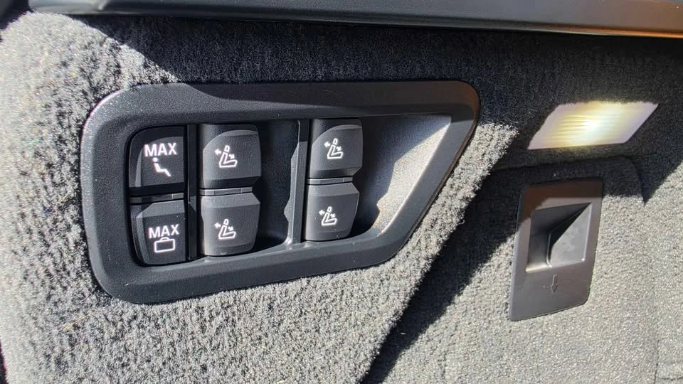 2023 BMW G07 X7 - Image 16 of 16