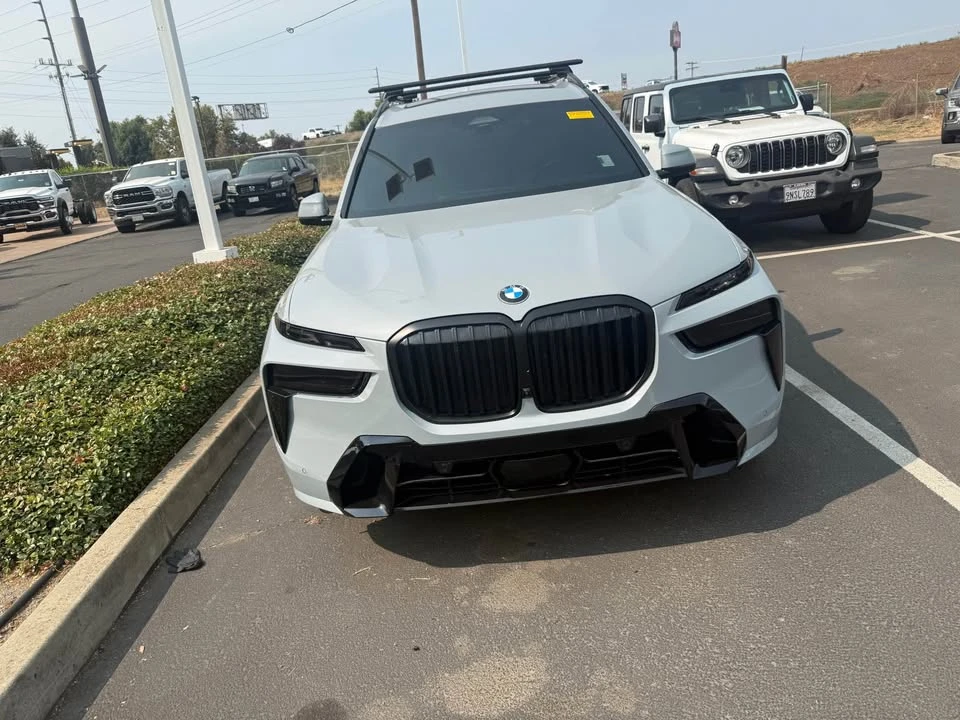 2023 BMW G07 X7 - Image 3 of 4