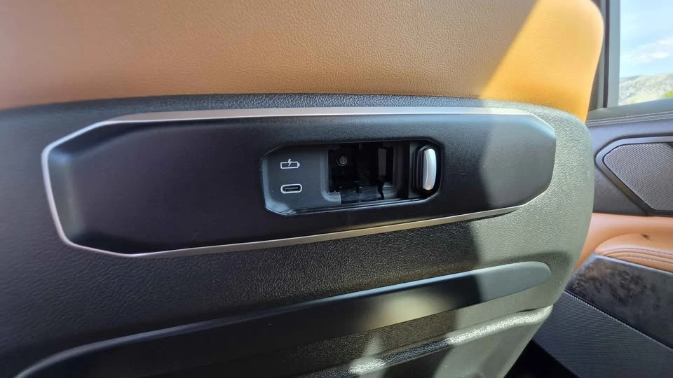 2023 BMW G07 X7 - Image 15 of 16