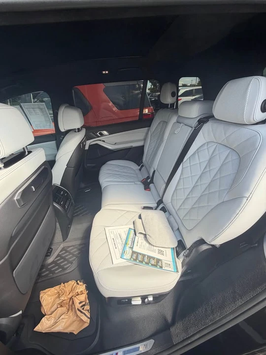 2023 BMW G07 X7 - Image 8 of 10