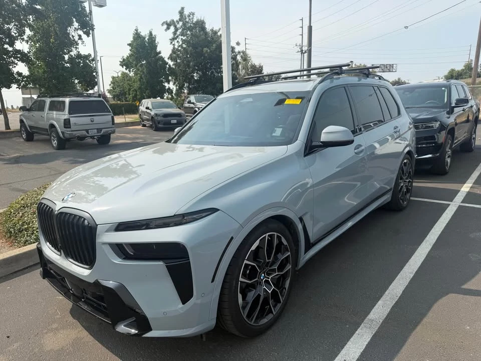 2023 BMW G07 X7 - Image 2 of 4
