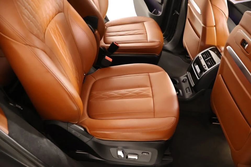 2023 BMW G07 X7 - Image 16 of 20