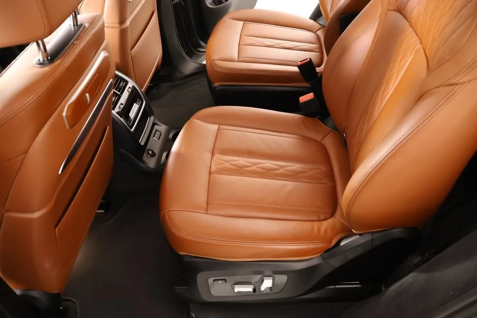 2023 BMW G07 X7 - Image 13 of 20