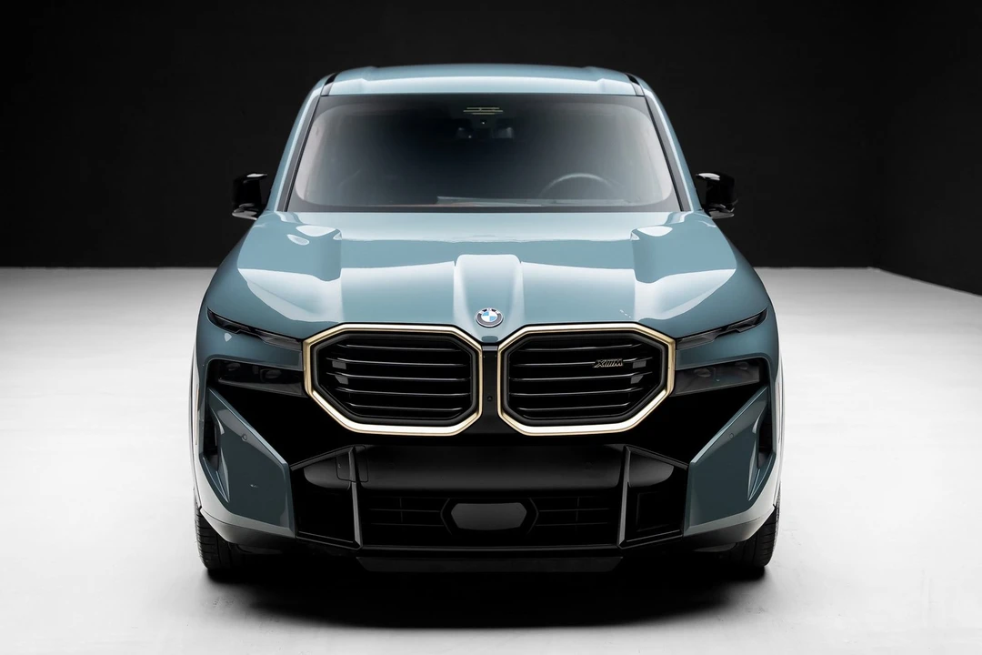 2023 BMW XM - Image 5 of 12