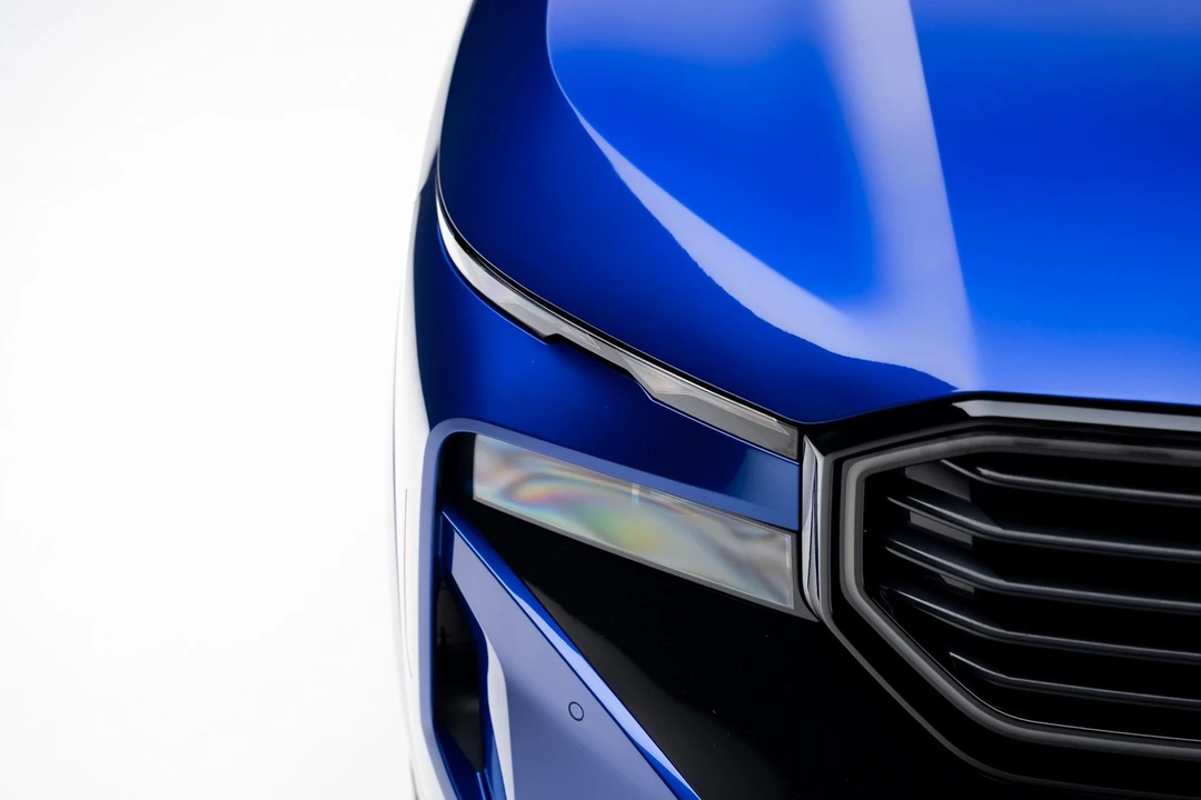 2023 BMW XM - Image 11 of 12