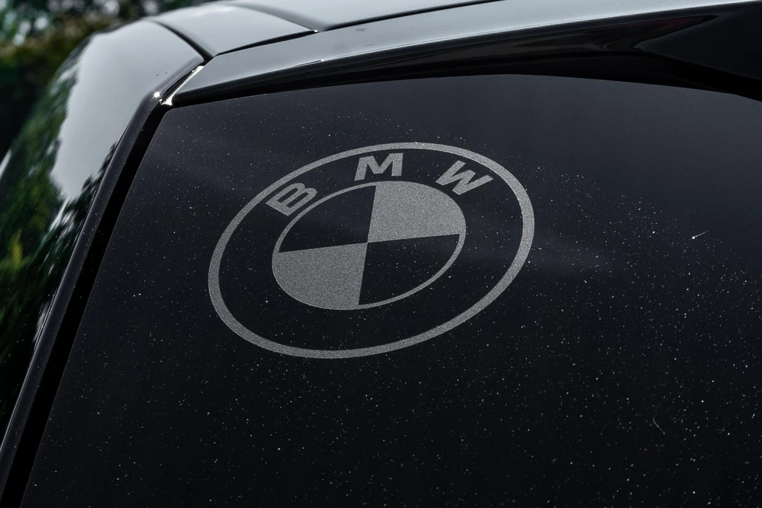 2023 BMW XM - Image 31 of 31