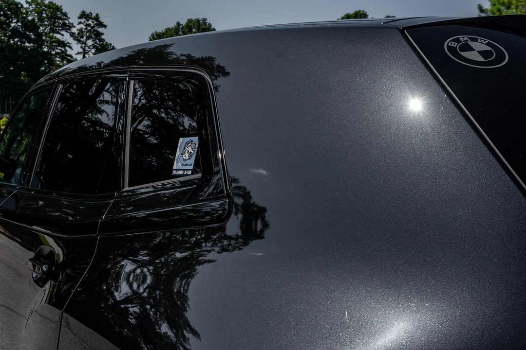 2023 BMW XM - Image 29 of 31