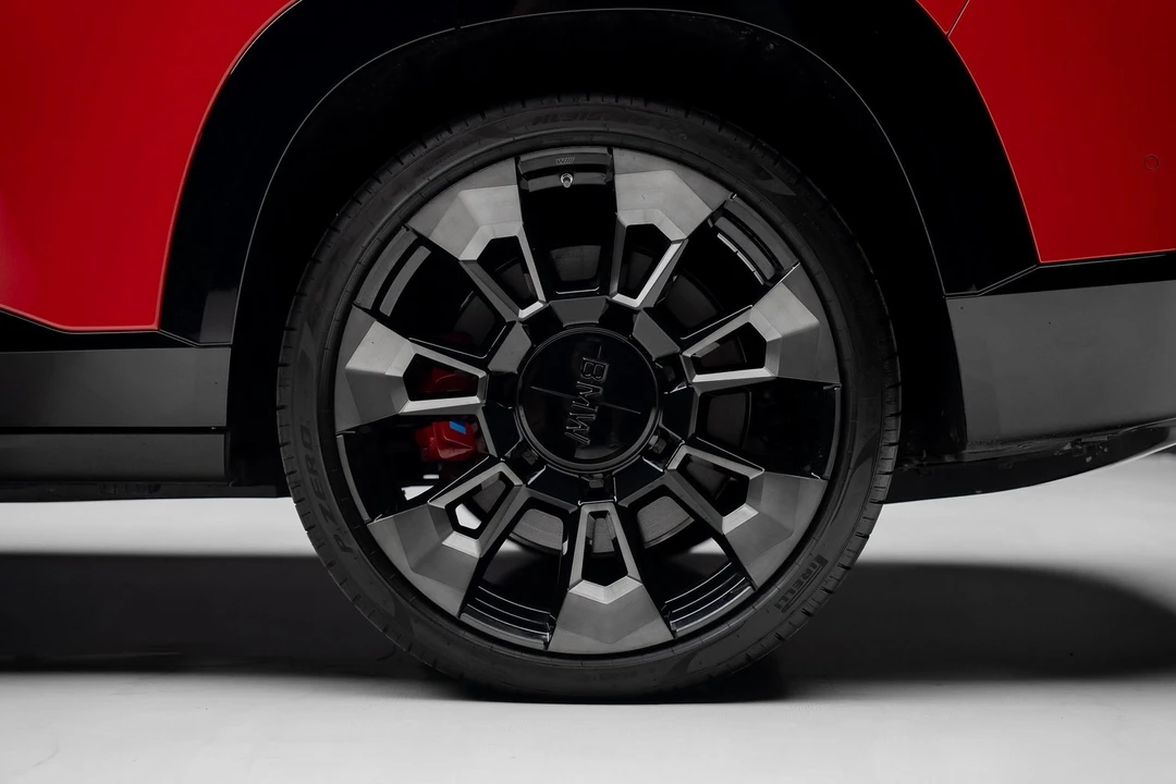 2023 BMW XM - Image 21 of 21