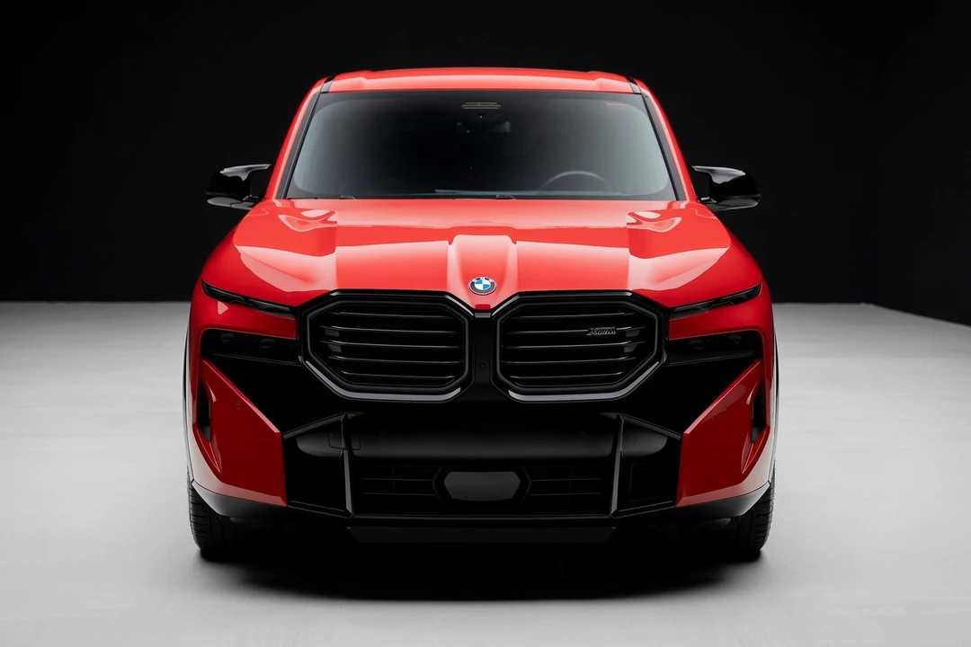 2023 BMW XM - Image 6 of 21