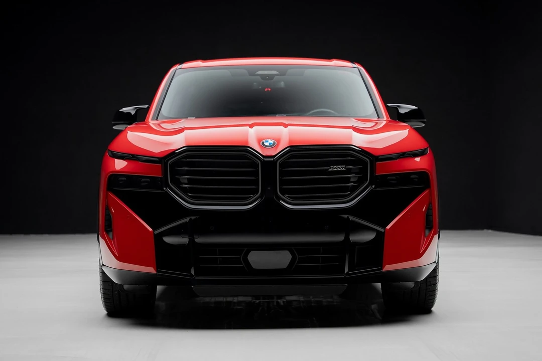 2023 BMW XM - Image 7 of 21