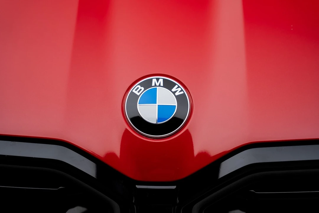 2023 BMW XM - Image 12 of 12