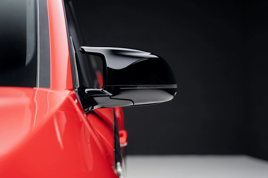 2023 BMW XM - Image 15 of 21
