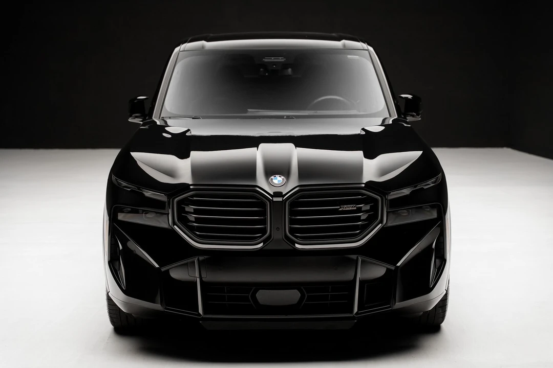 2023 BMW XM - Image 5 of 12