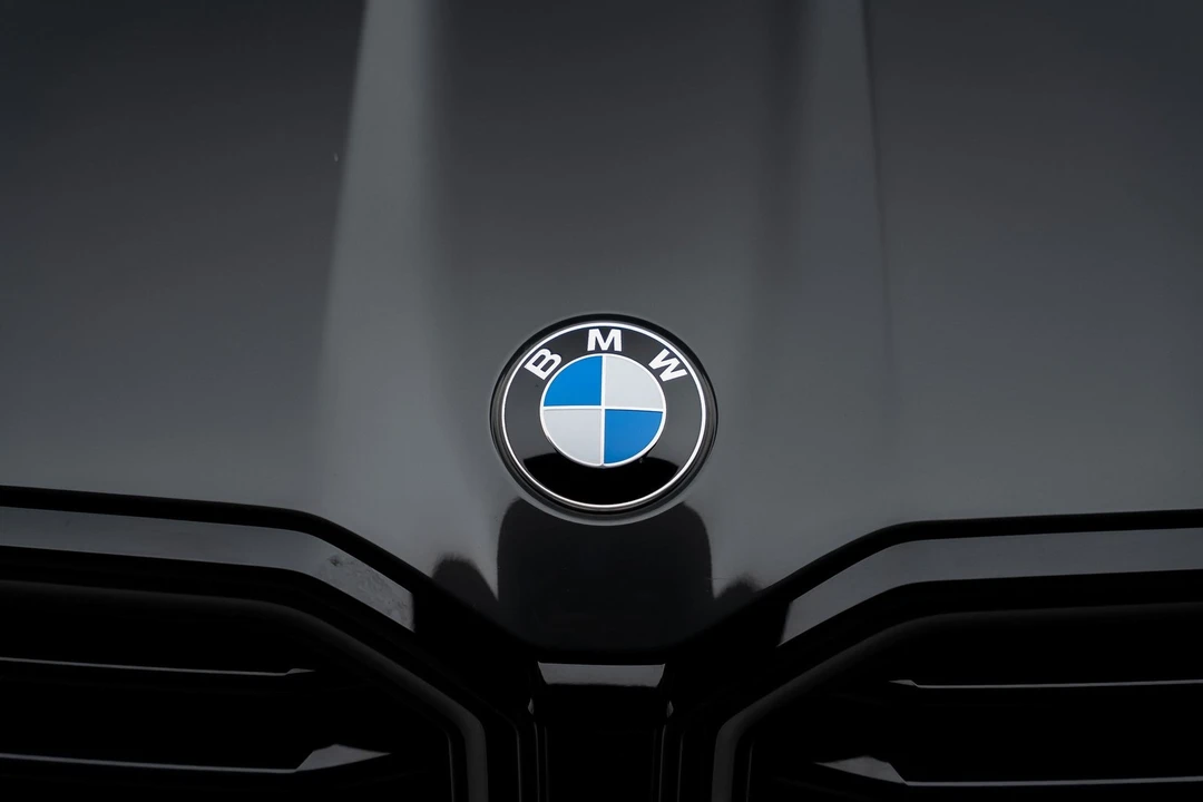 2023 BMW XM - Image 12 of 12