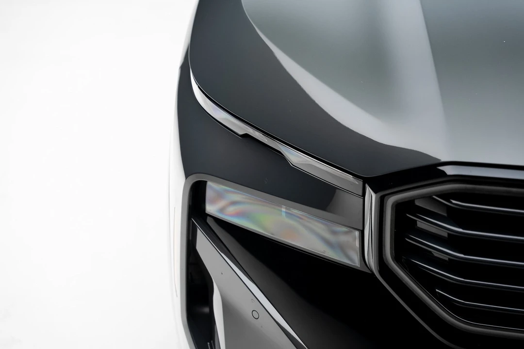 2023 BMW XM - Image 11 of 12